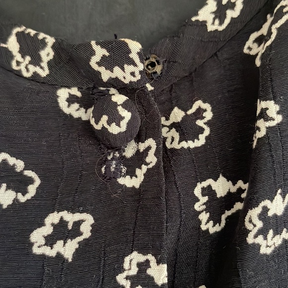 Silk skirt and matching top - Picture 4 of 12